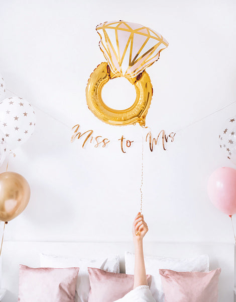 Foil Diamond Ring Balloon - Gold